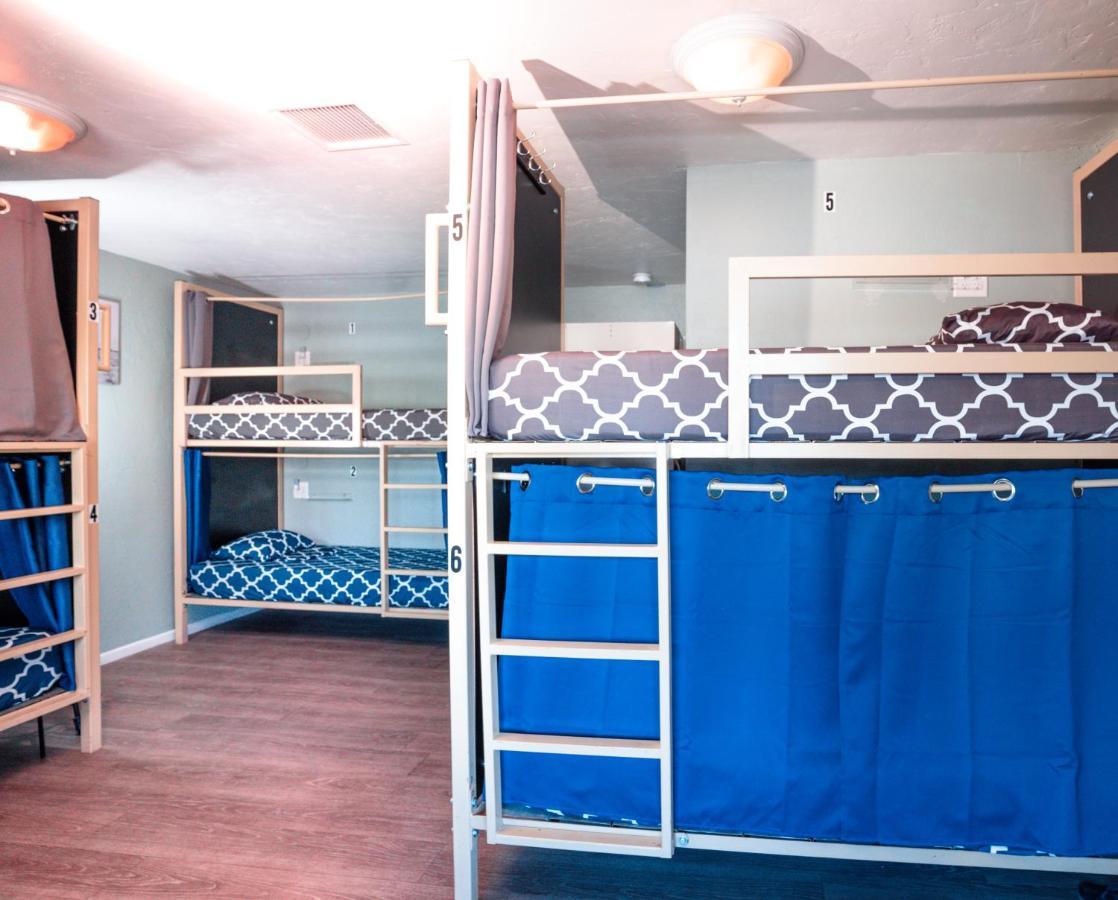 California Dreams - Ocean Hostal San Diego